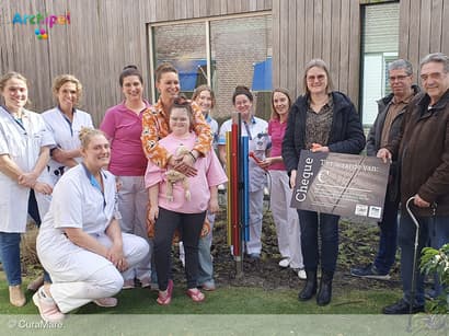 Schenking buitenmuziekinstrument voor kindertuin ziekenhuis