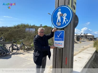 Gemeente Goeree-Overflakkee maakt strand Brouwersdam rookvrij