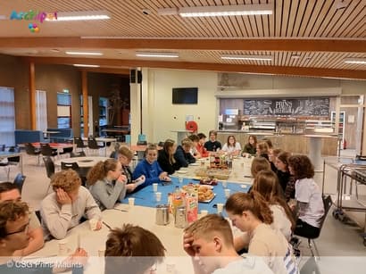 Leerlingen CSG Prins Maurits verzorgen ontbijt voor docenten