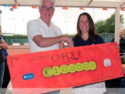 10.000 Euro voor stichting Vrienden van het Van Weel-Bethesda Ziekenhuis