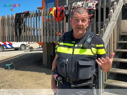Een zomer vol uitdagingen voor wijkagent Arij Weijler in Ouddorp