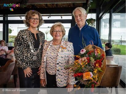 Tini Otten-Flipsen uit Ouddorp Koninklijk onderscheiden