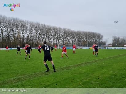 Stellendam op stoom in derde klasse