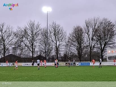 Gladde Derby NTVV-FIOS gestaakt na 19 Minuten