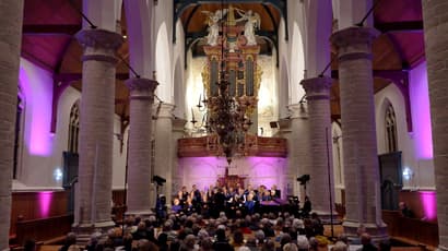 Dirkslands kerstconcert met koren te zien op televisie