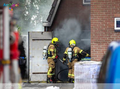 15-jarige jongen overleden na brand in schuur naast woning