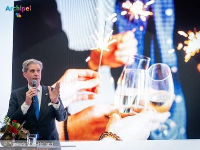 Kolff steunt burgemeesters: “Ze hebben het niet makkelijk”
