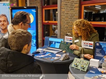 Drukbezochte studie-en beroepenmarkt bij de CSG Prins Maurits en RGO College