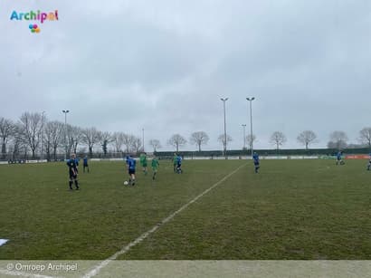 Den Bommel pakt cruciale overwinning op DBGC (2-1)