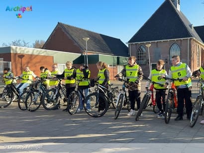 Leerlingen doen verkeersexamen: "Zwemmen leer je ook niet uit een boekje"