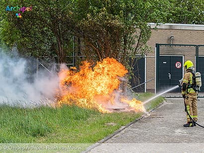 Dixi in vlammen opgegaan
