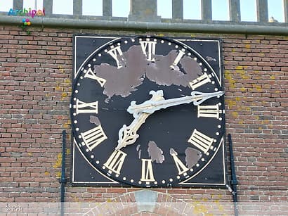 Kerktoren van Sommelsdijk veilig maar geen toeristische attractie