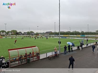 Den Bommel grijpt laatste strohalm