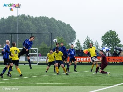 De Jonge Spartaan grijpt tweede plaats na spectaculair gelijkspel