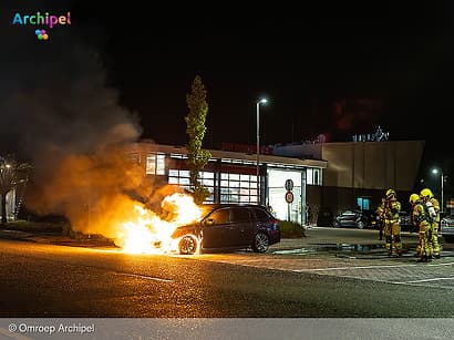 In brand gestoken auto blijkt eigendom van politieagent