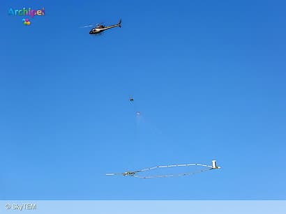 Helikopteronderzoek naar grondwater op de Kop van Goeree