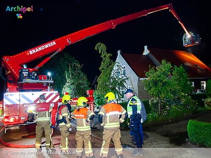 Blikseminslag veroorzaakt brand en schade