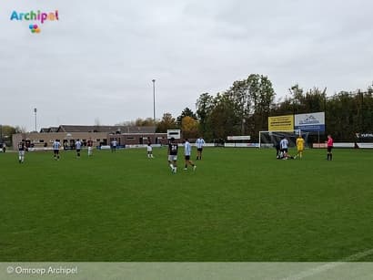 IJzersterk DVV'09 klopt titelfavoriet MZC'11 en blijft ongeslagen