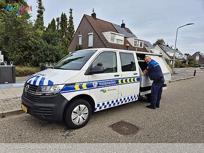Mini-vuilniswagen helpt boa's fout afval op te sporen