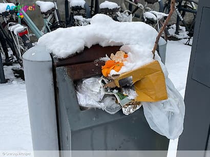 Gladheid leidt tot vertraging bij de inzameling van afval