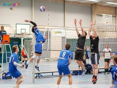 Bedrijven volleybaltoernooi voor twaalfde keer in De Staver