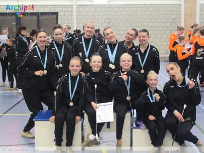 Medailleregen bij Twirlvereniging Vivace tijdens tweede wedstrijd van het seizoen.