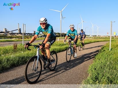 Cycle for Hope Rondje Nederland passeert Brouwersdam