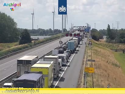 Haringvlietbrug weer open na tijdelijke afsluiting vanwege aanrijding slagboom
