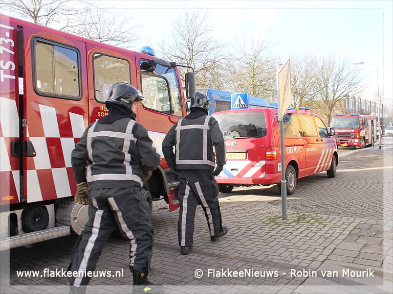 Wijkcentrum Middelharnis ontruimd voor binnenbrand
