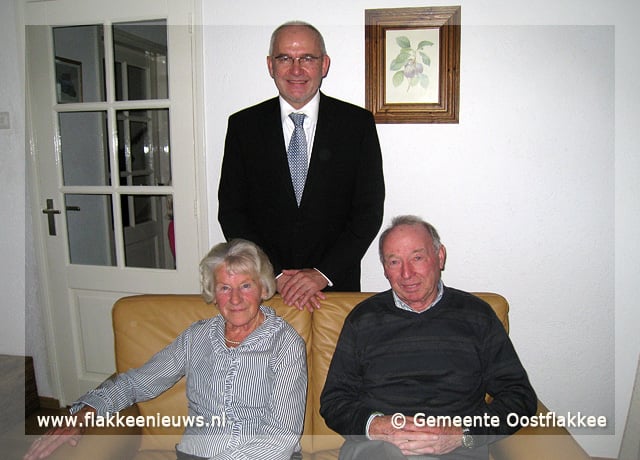 Gouden huwelijkspaar Achthuizen ontvangt burgemeester