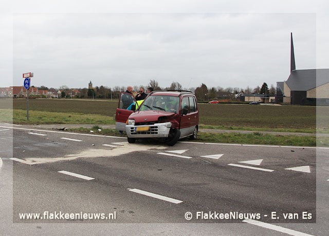Aanrijding op de N215 bij Dirksland