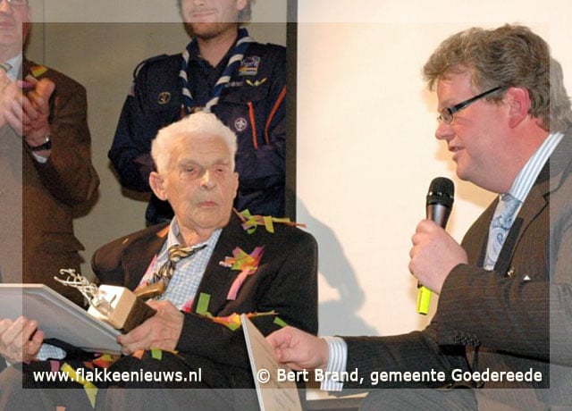 Ewit Tanis is Vrijwilliger van het jaar 2009