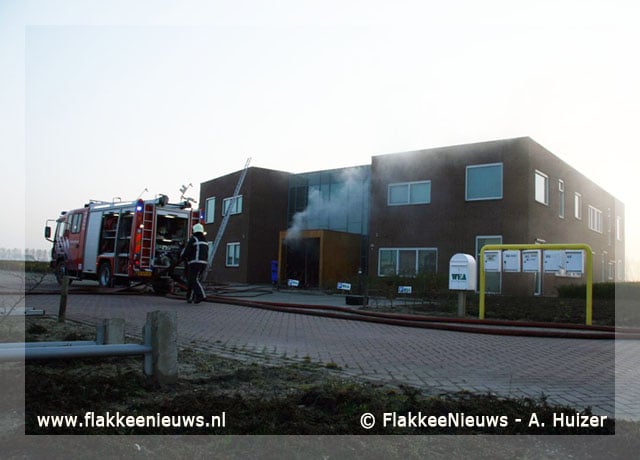 Brand in kantoorpand op Watertorenpark Dirksland
