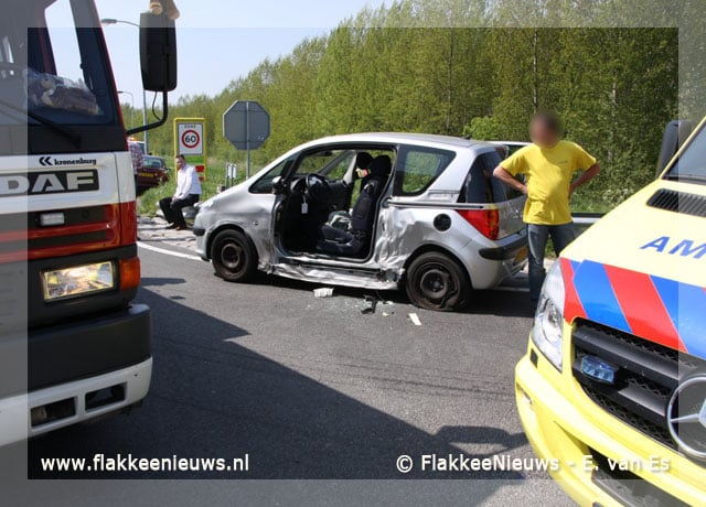 Slachtoffer uit auto geknipt
