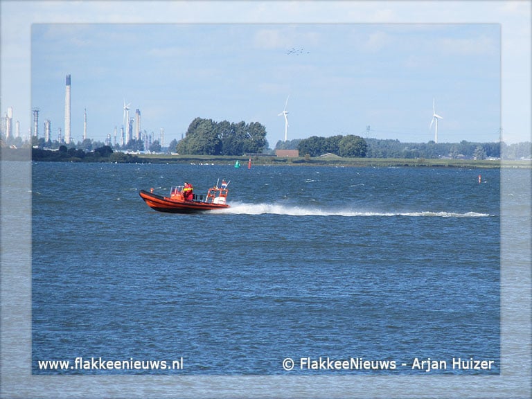 Grootschalige zoekactie op het Haringvliet
