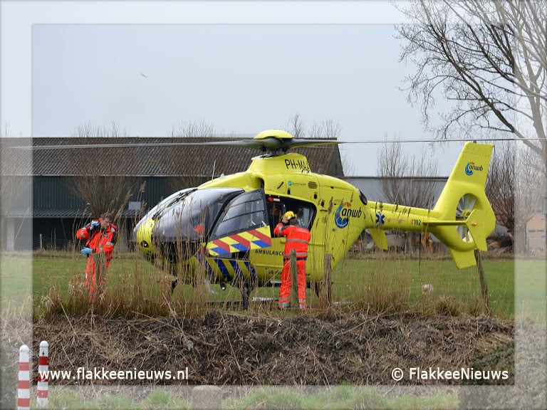 Traumaheli naar Ouddorp voor ongeval met baby
