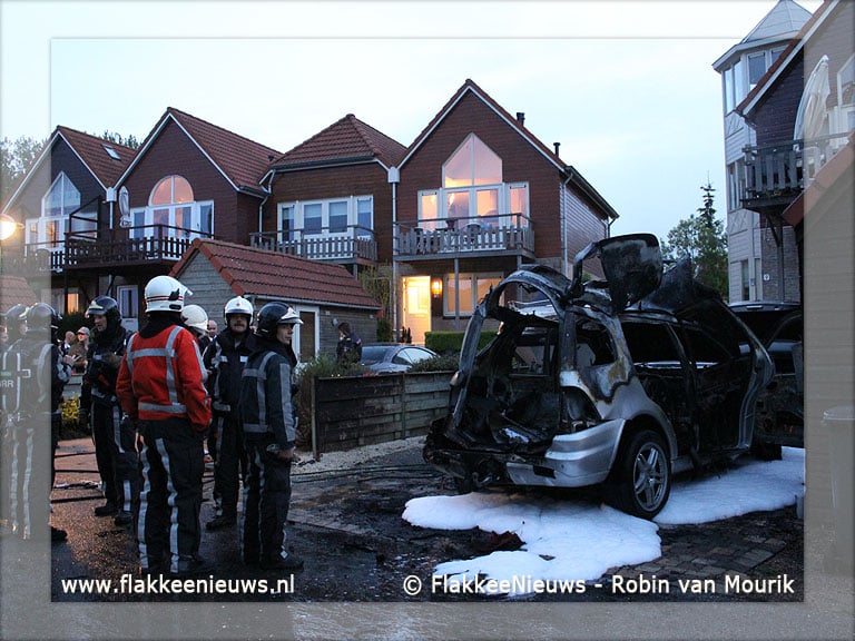 Brandstoftank ontploft bij voertuigbrand
