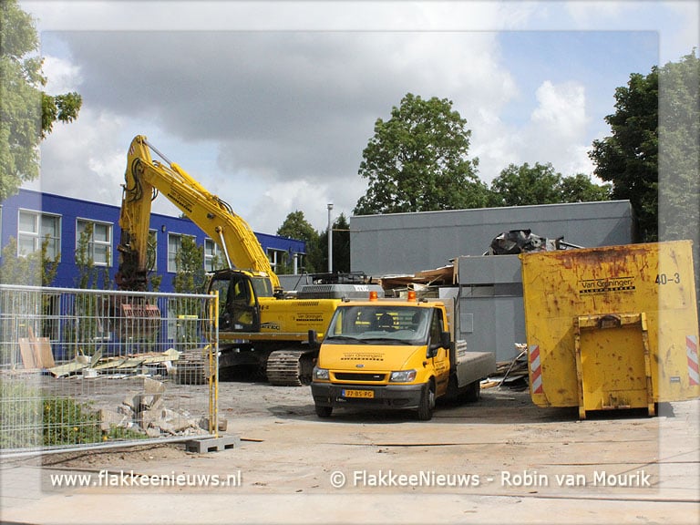Sloop gymzaal de SJEM gestart
