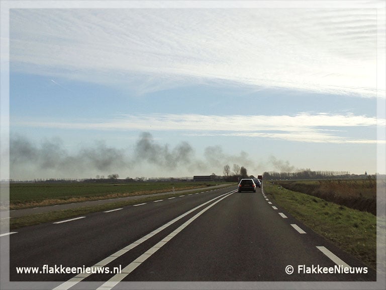 Frietwagen in Oude-Tonge uitgebrand