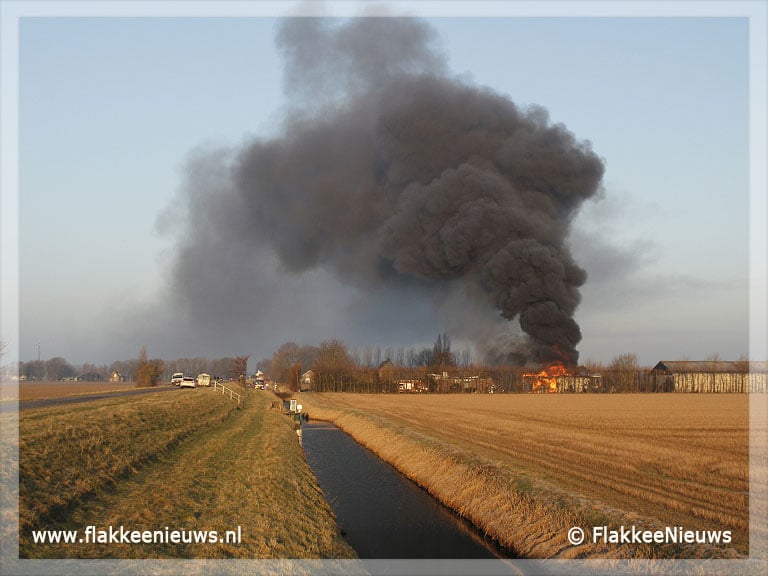 Schuur Melissant in vlammen opgegaan