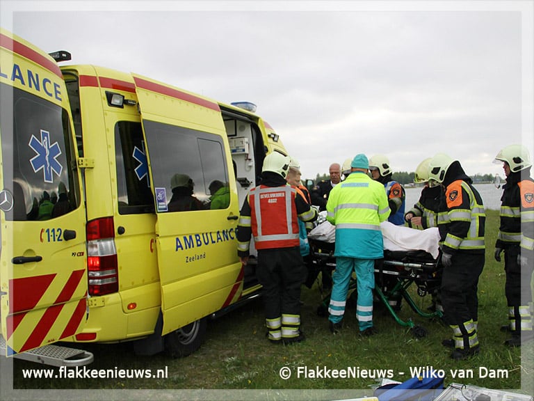 Kitesurfer gewond bij Grevelingendam