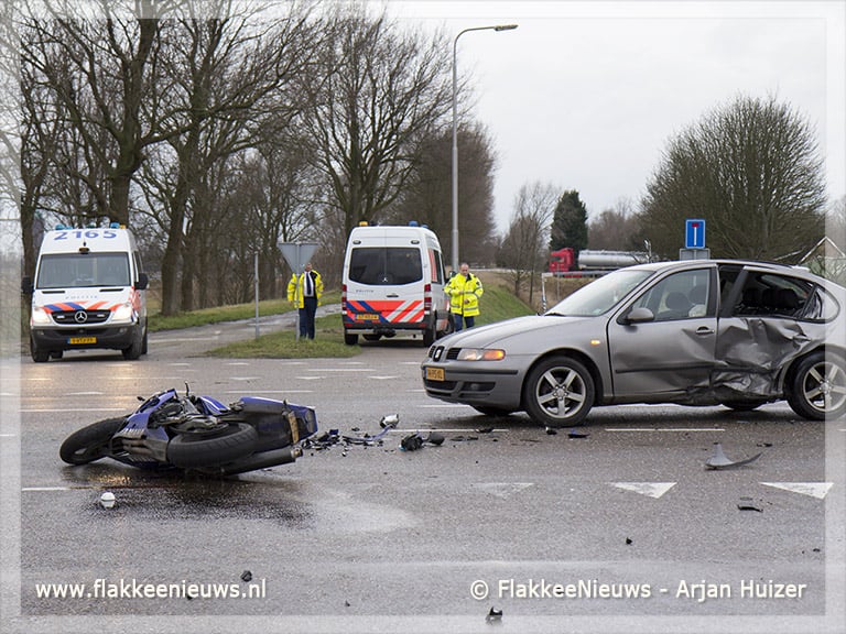 Motorrijder gewond bij aanrijding