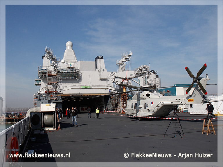 Karel Doorman gedoopt voor behouden vaart