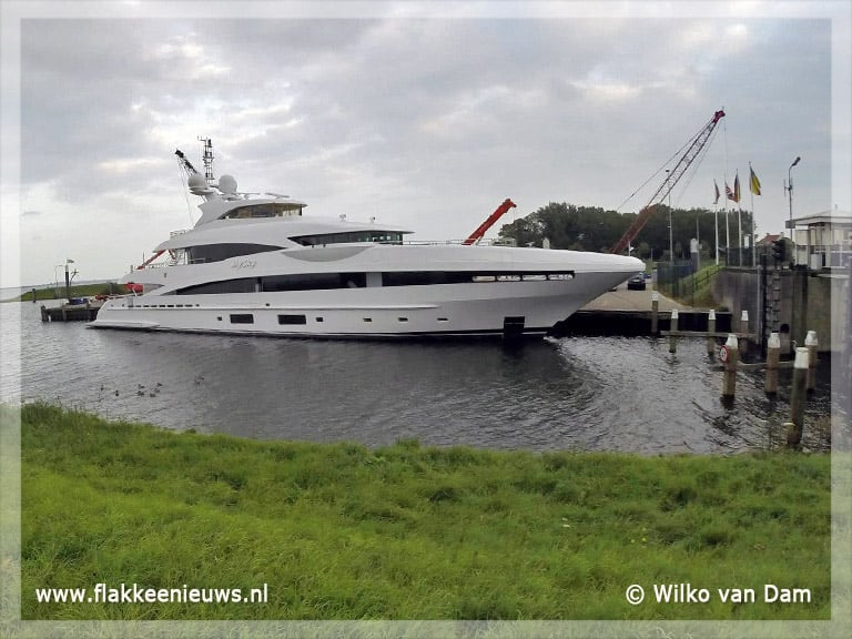 Opvallend jacht in Middelharnis