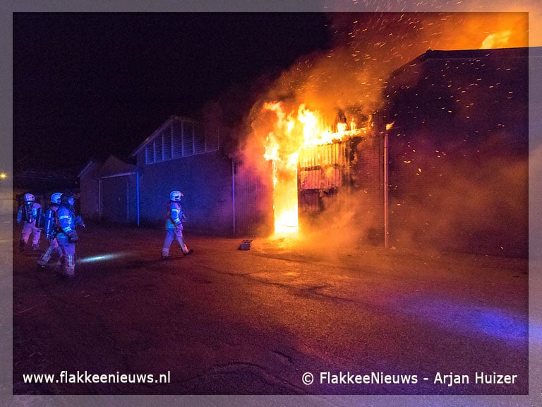 Rustige jaarwisseling eindigt in zeer grote brand