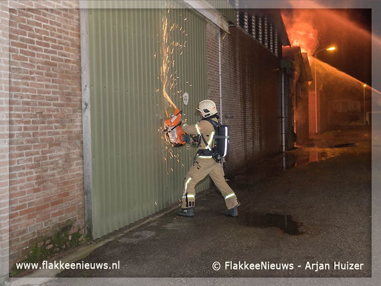 Rustige jaarwisseling eindigt in zeer grote brand