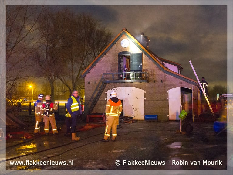 Brand in paardenstal en problemen door gladheid