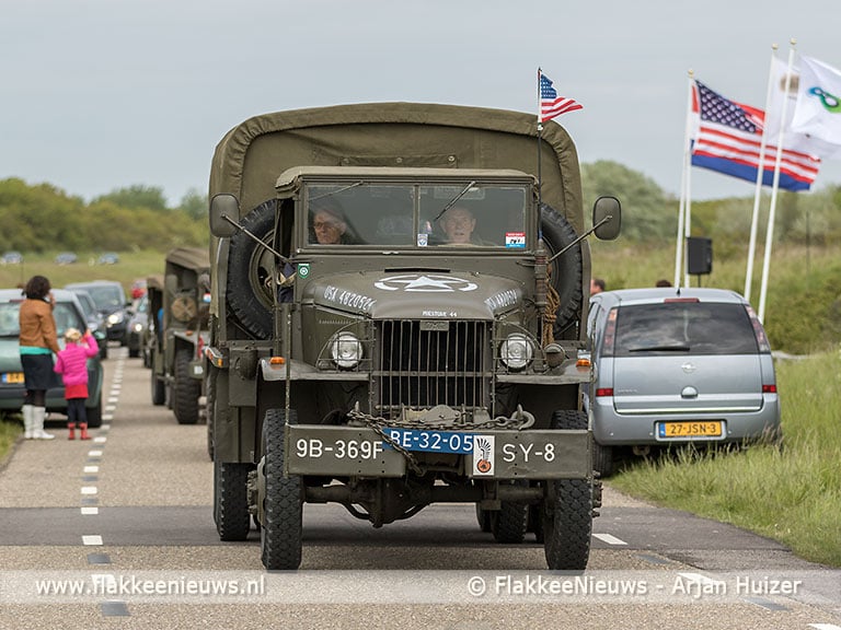 Flypast waardige afsluiter van onthulling herdenkingspaneel