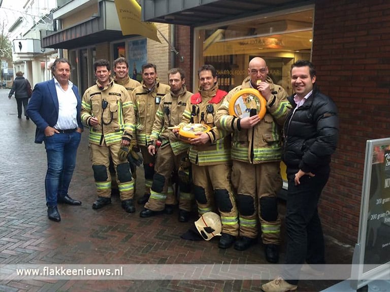 Waterige opening voor kapperszaak