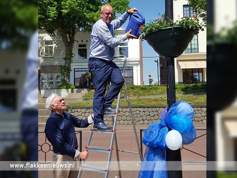 Hanging baskets bij D'n Diek